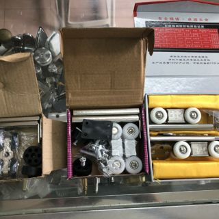 Bánh xe cửa lùa treo loại 8 bánh