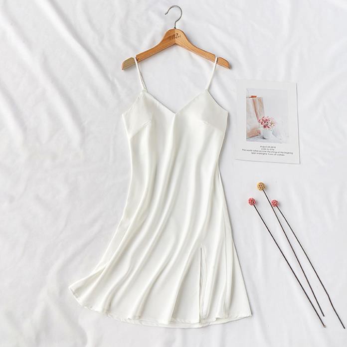 [HÀNG CAO CẤP] Váy ngủ lụa satin hai dây vạt xẻ tà gợi cảm hàng nhập cao cấp Ly Ly Shop | BigBuy360 - bigbuy360.vn