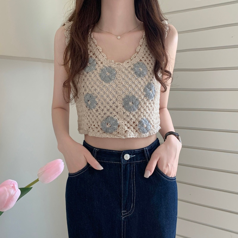 Áo Croptop Cổ Chữ V Thêu Hoa Khoét Rỗng Thời Trang Đi Biển Cho Nữ
