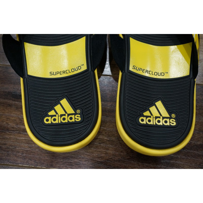 D091 - Dép kẹp Adidas Super Cloud