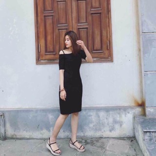 Váy lệch vai