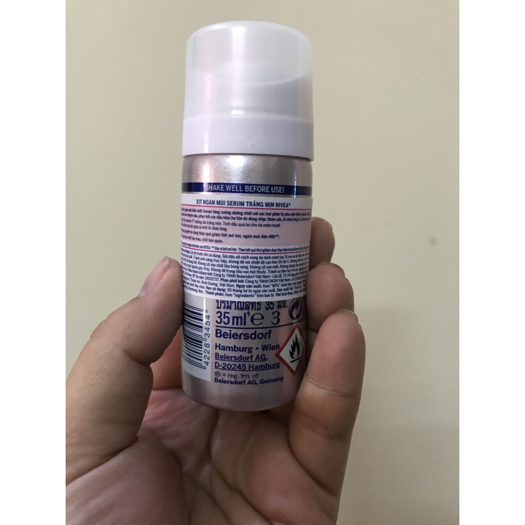 Xịt Khử Mùi Trắng Mịn Nivea Extra White Serum Spray Whitening Skin - 35ml