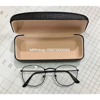 Conbo 1 kính không độ gọng mầu đen và 1 hộp đựng kính