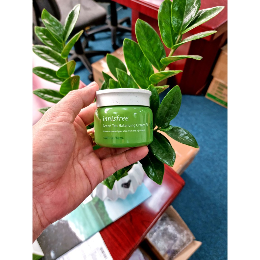 Kem dưỡng ẩm, chống lão hóa da Innisfree Green Tea Balancing Cream EX 50ml