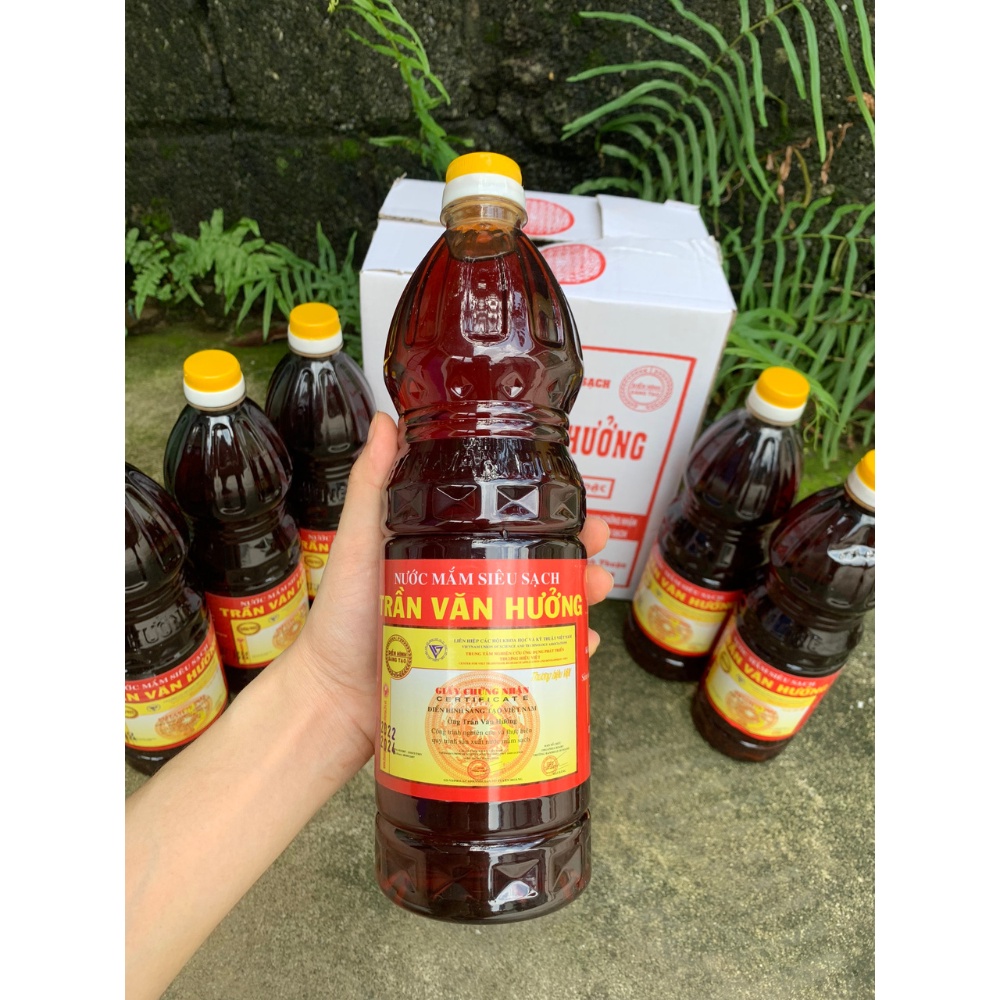 Nước mắm Trần Văn Hưởng loại đặc biệt cốt cô đặc chai nhựa