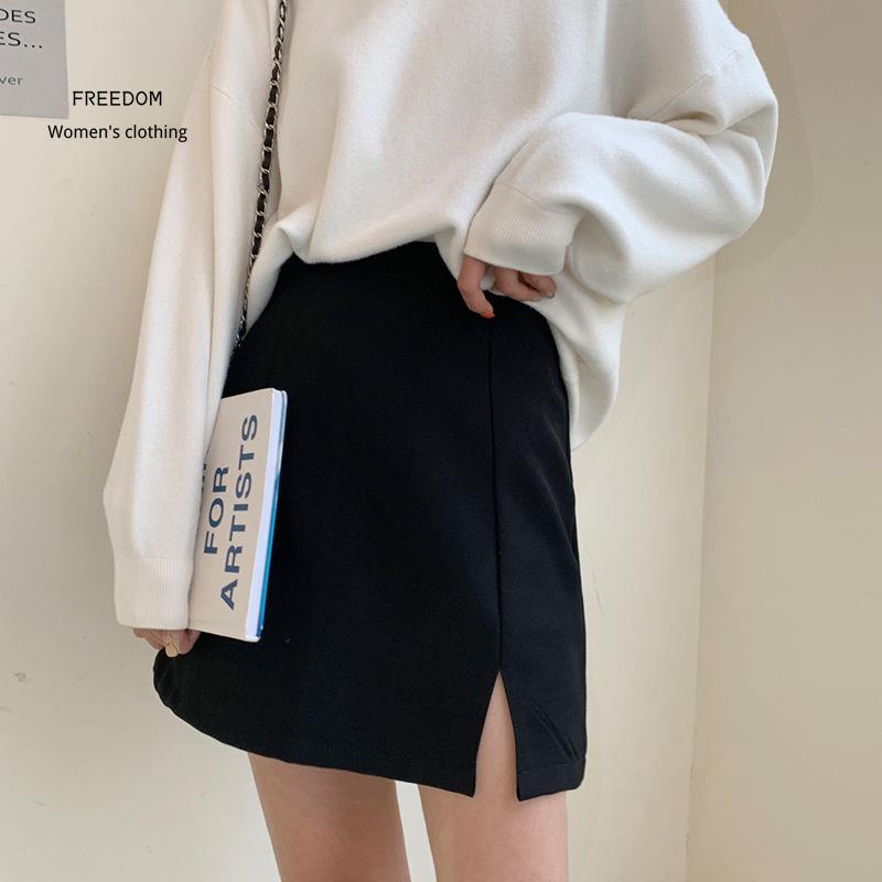 freedom  2021 phiên bản mới của Hàn Quốc váy xẻ tà màu đen với cạp cao rộng và túi mỏng ngang hông ngắn nữ