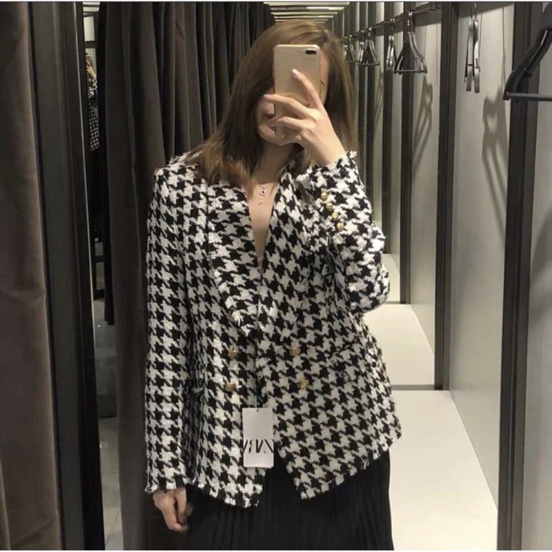 Áo blazer zr hoạ tiết sành điệu