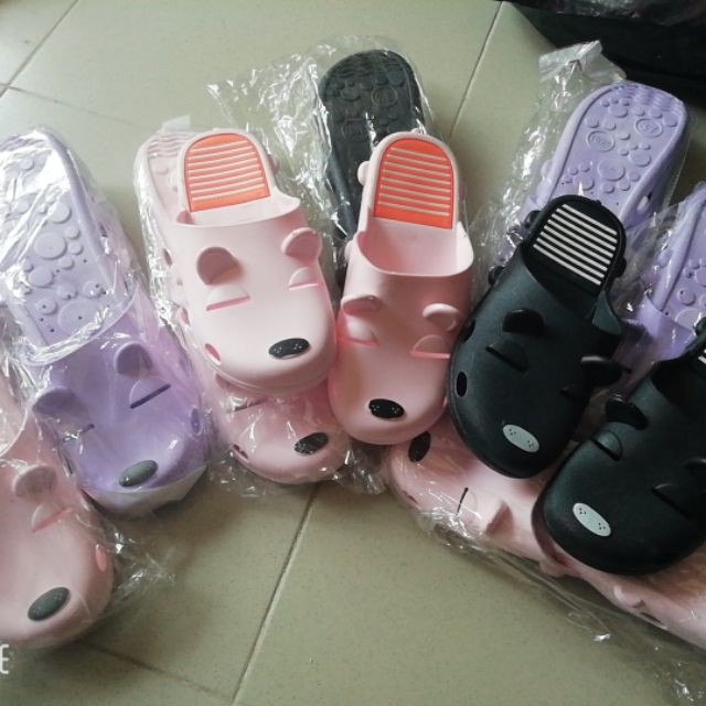 DÉP SỤC LỢN NHỰA DẺO