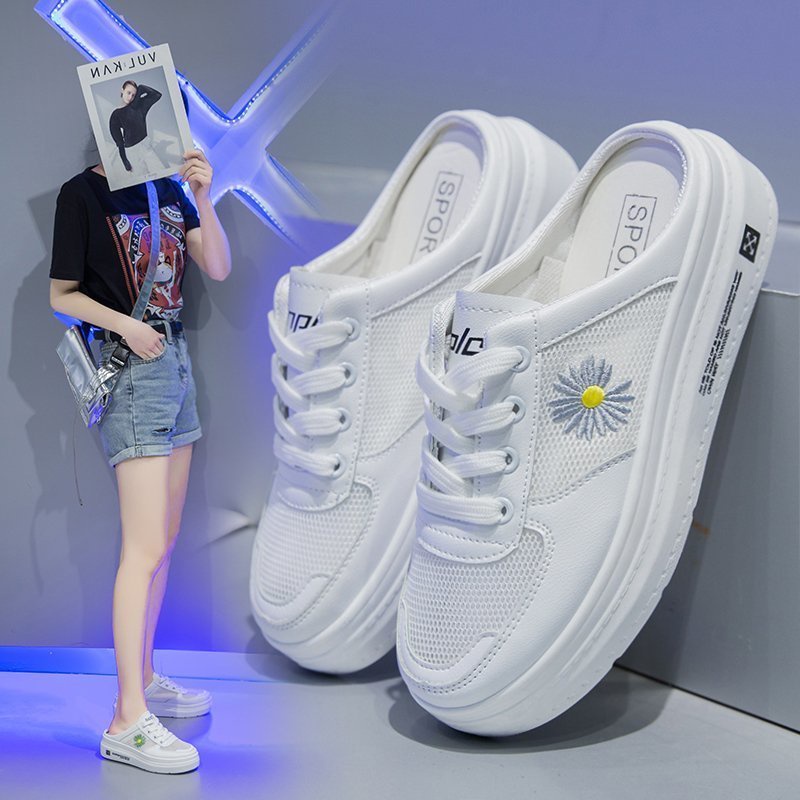 Giày Sục Nữ Lưới Hoa Cúc Dế Bánh Mì 3 Phân