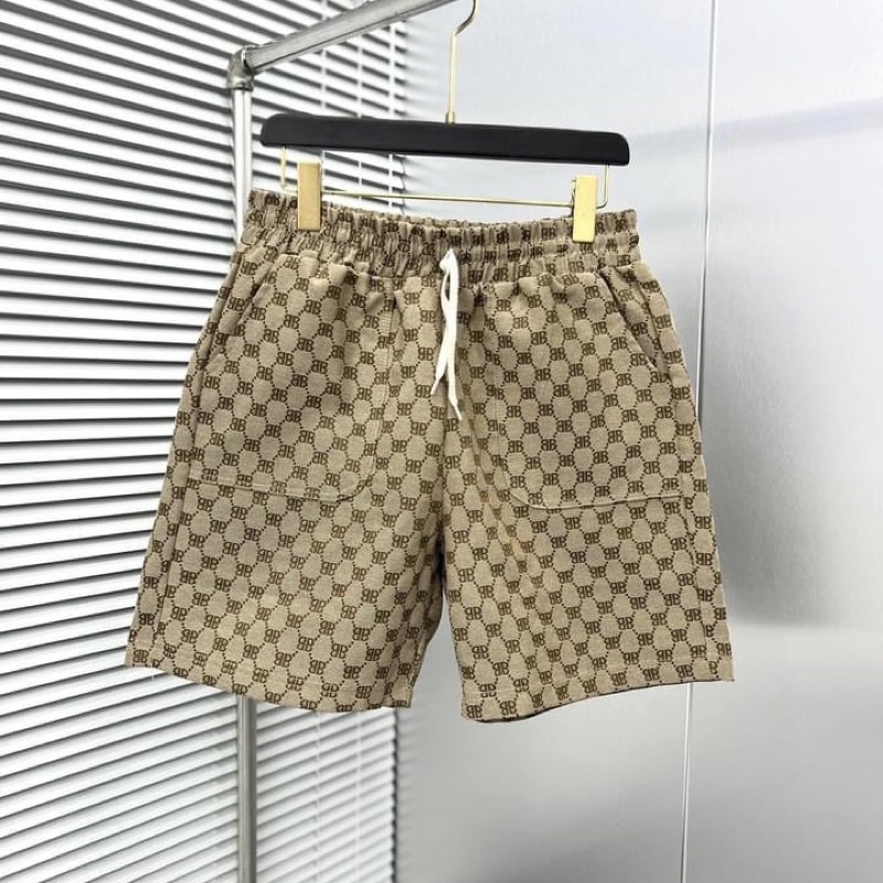 Quần Short Kaki Nam Hoạ Tiết Monogram Dệt Vân Chữ Balen Đan Chéo
