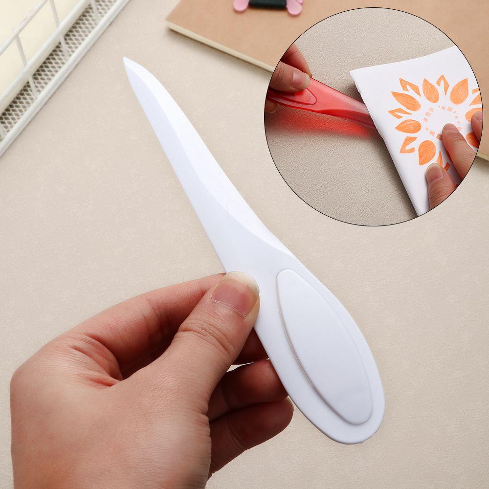 PINEVN 1 Dụng Cụ Cắt Chỉ Bằng Nhựa