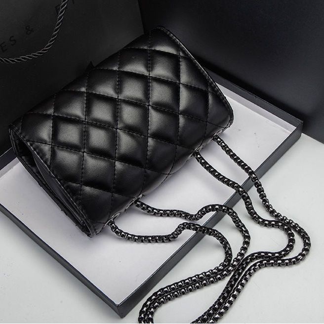 Túi Xách Đeo Vai Phối Dây Xích Phong Cách Chanel Thời Trang 2022 Dành Cho Nữ