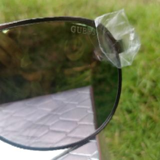 Kính mát nam GUESS