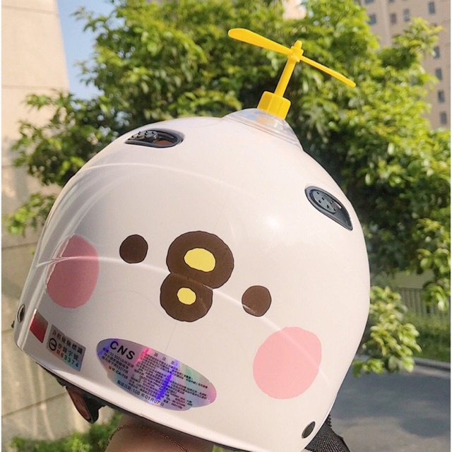 Chong chóng Doremon gắn Mũ bảo hiểm Siêu cute Dễ Thương - Shop phượt Chân Đất