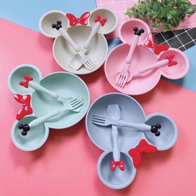 Khay ăn dặm cho bé Mickey kèm thìa và dĩa có hộp đựng