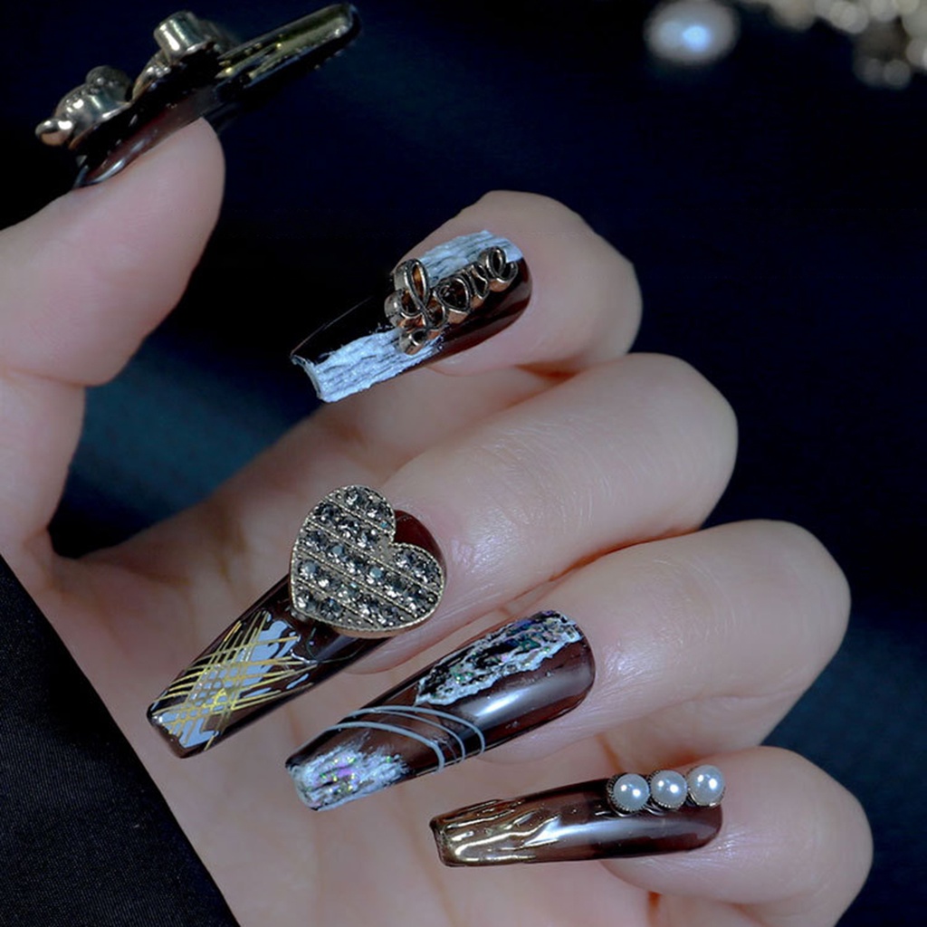 Set 8 / 10 / 20 Phụ Kiện Kim Loại Trang Trí Móng Tay Nhiều Hình Dạng Không Phai Màu Phong Cách Cổ Điển Cho Nữ Charms