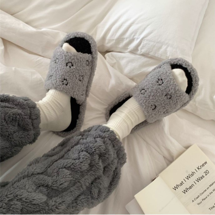 Dép bông mặt icon cười ciuciu.store