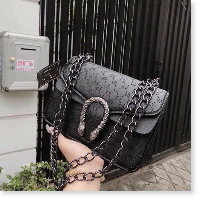 Túi xách nữ thiết kế đầu rồng sang trọng vân nổi - Túi đeo chéo nữ sang trọng hottend 2021