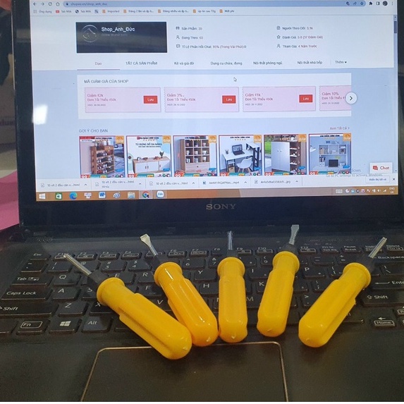 Tô vít 2 đầu cán vàng  - shop_anh_duc
