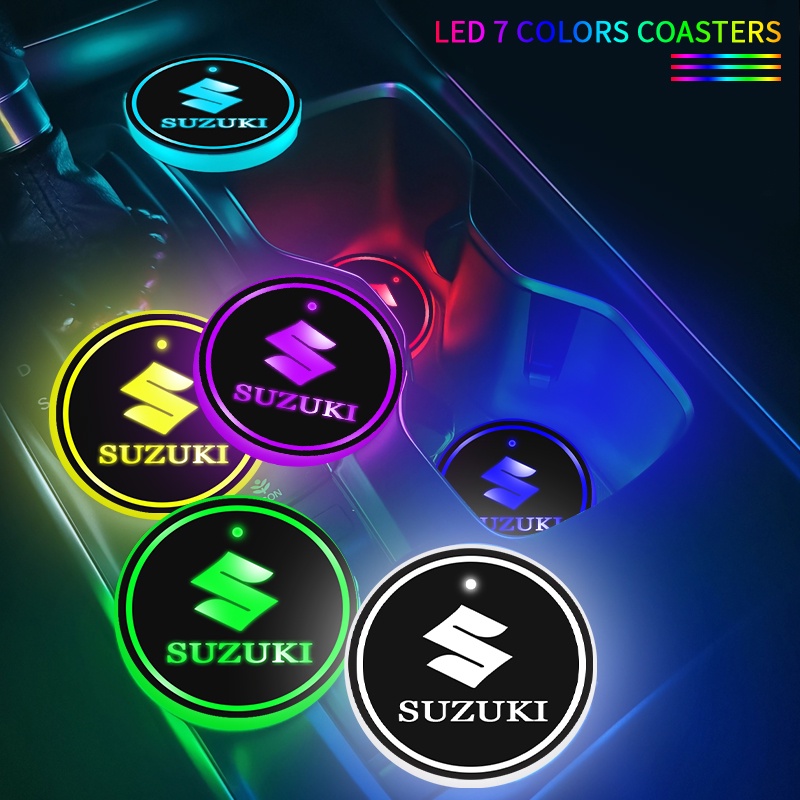 Bộ 2 Miếng Lót Bình Nước Chống Trượt In Logo Xe Hơi SUZUKI VITARA SX4 SWIFT DZire IGNIS Alto Spacia Jimny