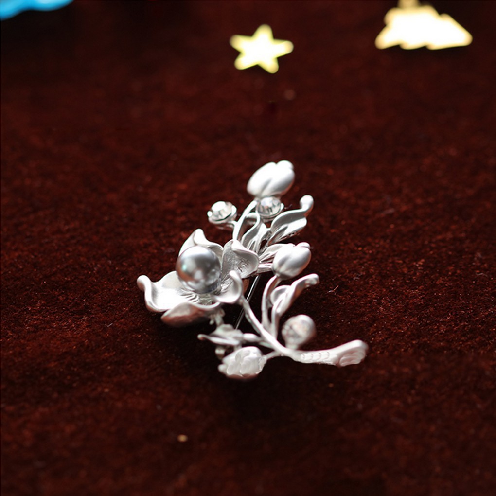 Ghim cài áo hình cành hoa đính đá thời trang