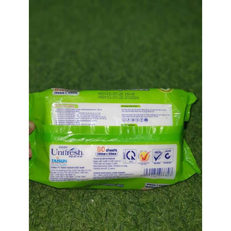 Khăn giấy ướt Unifresh 80 tờ (không mùi) giúp mẹ chăm sóc bé yêu và gia đình.#20k / 1 gói