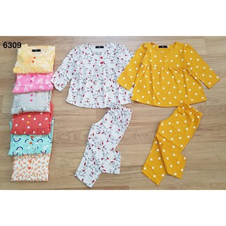 Bộ Gap cài khuy cho bé gái