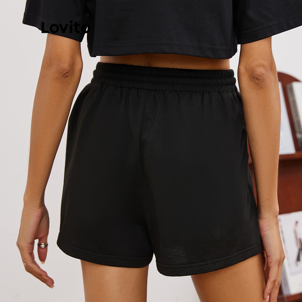 Quần short Lovito phong cách thường ngày in hình hoạt hình cơ bản bằng cotton lưng thun dây rút L19D306 (Màu đen)