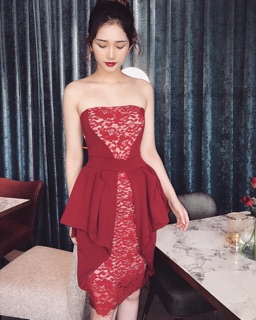 Váy cup dáng peplum