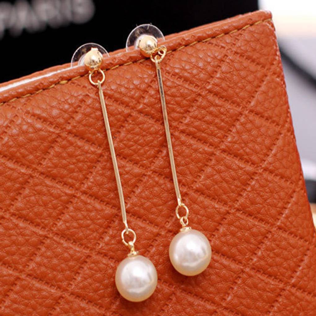 Hoa tai dáng dài độc đáo thời trang