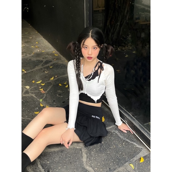 GILL BABY | Áo croptop trễ vai tay dài màu trắng cuốn biên đi chơi hẹn hò đi biển (GIRL CRUSH TOP)