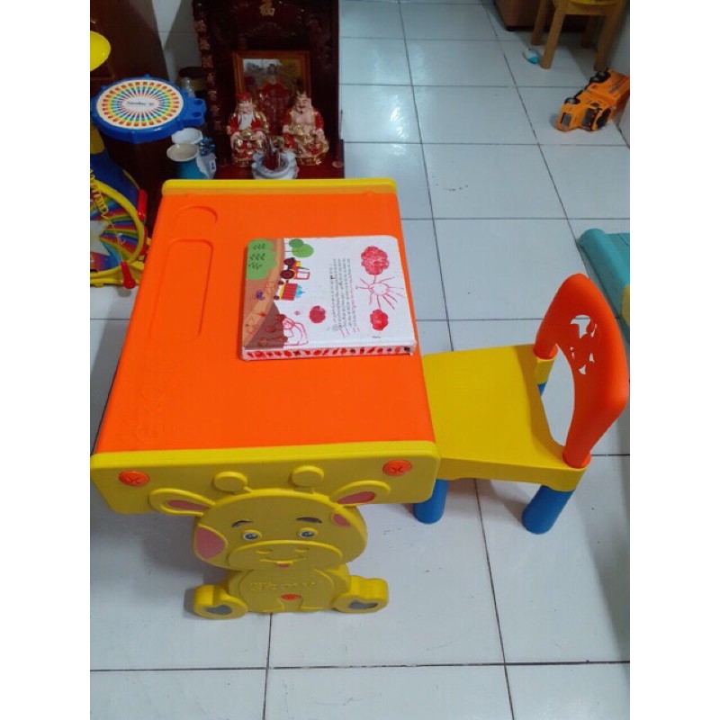 Bộ bàn ghế Grow