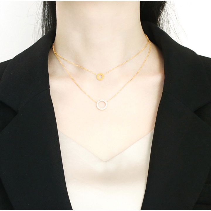 Dây chuyền nữ cao cấp titan 2 tầng vòng tròn đính đá siêu cute thích hợp đi dự tiệc