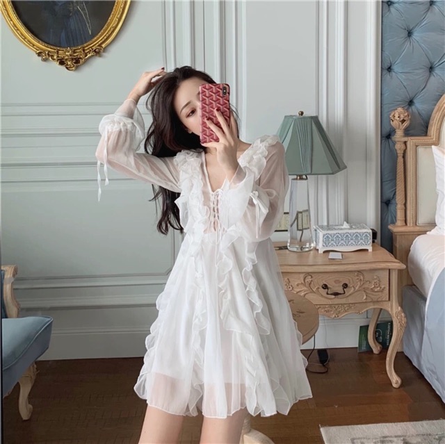 Váy trăng bánh bèo tay bo / Đầm voan