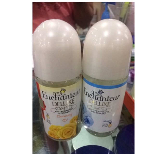 Lăn khử mùi enchanteur deluxe