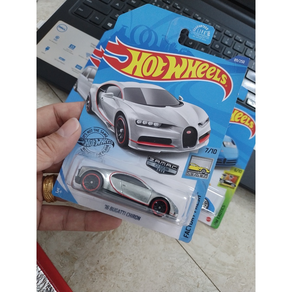 Xe Hotwheels Bugatti Chiron Zamac (Card Mỹ)