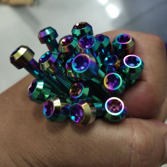 trungtitanium