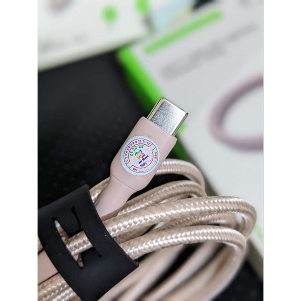 Cáp Belkin Boostcharge C-L bọc dù