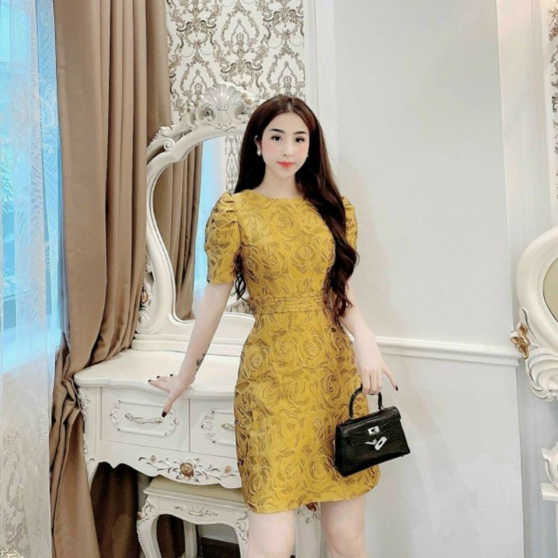 Đầm gấm sang chảnh