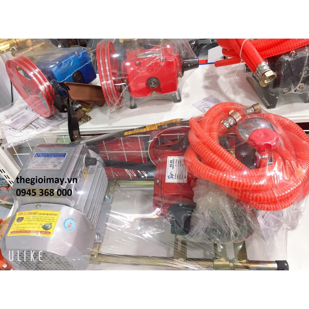 Bộ rửa xe 2hp chân kê bánh xe tặng kèm 10m dây xịt và péc xịt