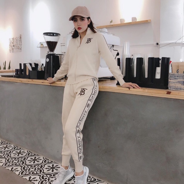 Bộ len quảng châu về ngập shop