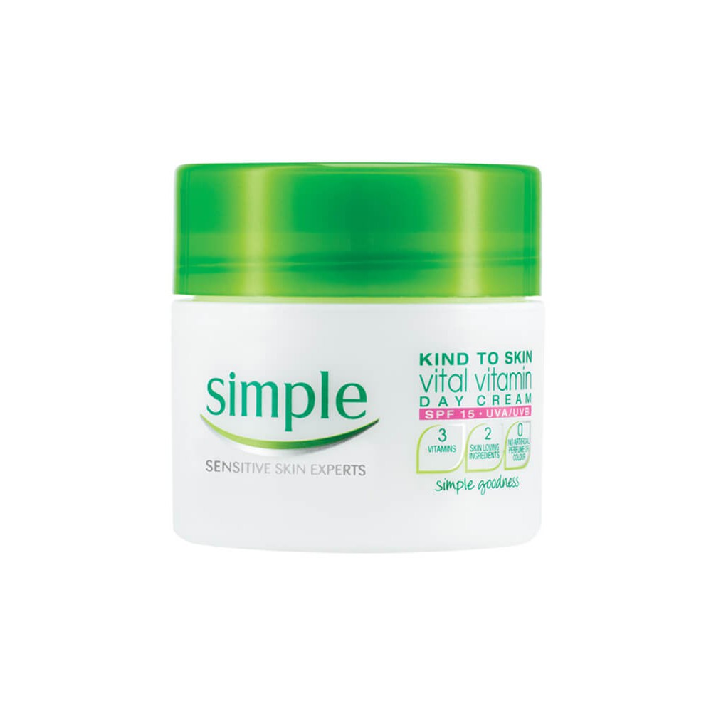 Kem Dưỡng Da Ban Ngày Simple Kind To Skin Vital Vitamin Day Cream SPF15