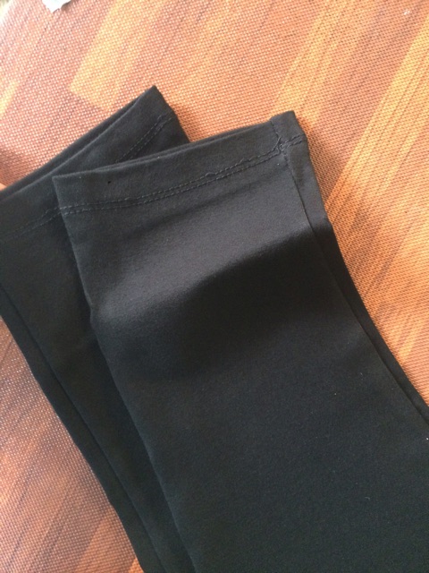 Quần legging ngố nữ dài qua gối