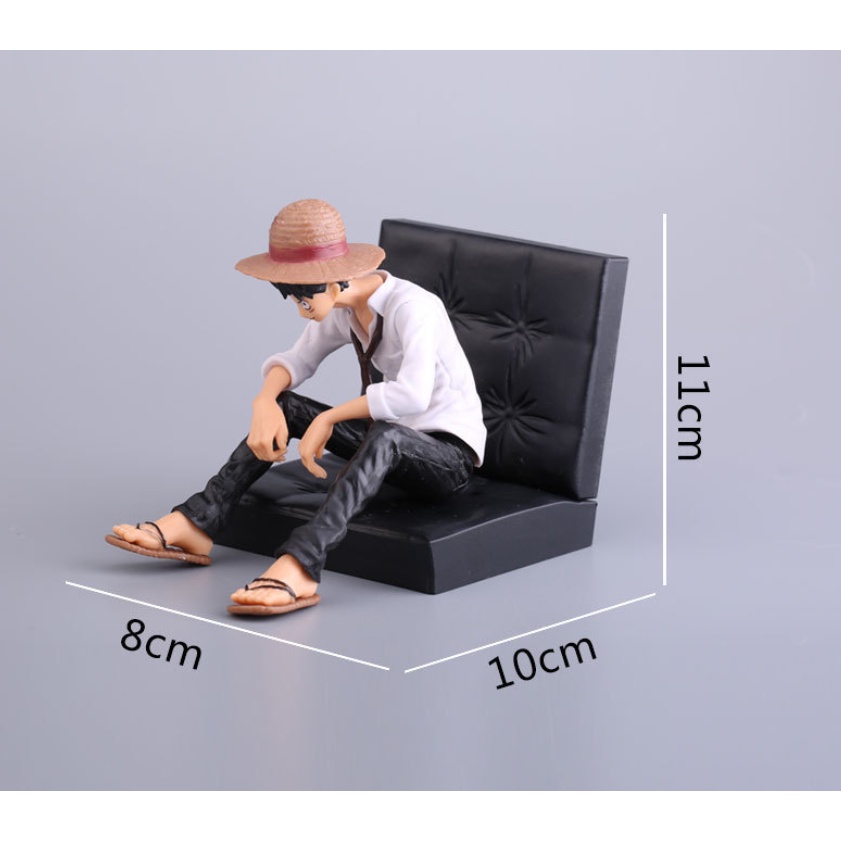 Mô Hình One Piece Luffy Giám Đốc Mũ Rơm Decor Trang Trí Bàn Học Bàn Làm Việc MH49