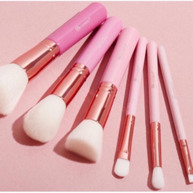 Bộ cọ kèm túi Mini Pink Perfection Bh cosmetics