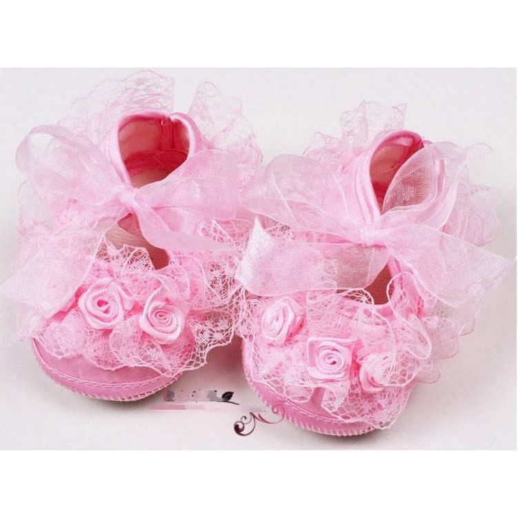 Giày ren công chúa cho bé tập đi