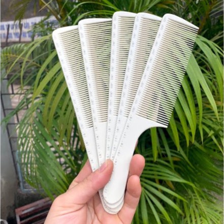 Lược Cắt Tóc Bản To G30 Chuyên Kê dành cho thợ cắt tóc nam lược được thợ cắt tóc sử dụng nhiều nhất