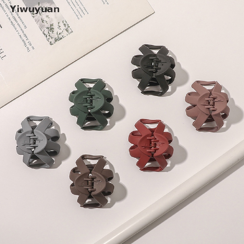 < Yiwuyuan > Kẹp Tóc Nhựa Hình Bạch Tuộc Thời Trang