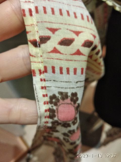 Áo dài hoa văn Thổ Cẩm