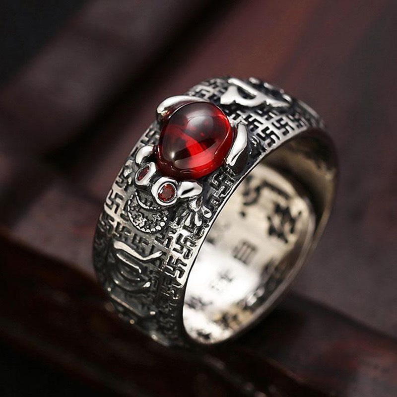 Nhẫn Nam Nữ Tròn Khảm Ngọc Đỏ Tì Hưu, Cóc Vàng Tài Lộc Chạm Khắc Màu Bạc Thời Trang Chất Titan Đẹp Đơn Giản Không Gỉ Max